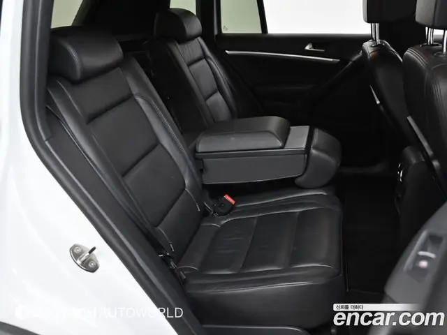 Volkswagen Tiguan 2015 2.0 автомат (гидро), миниатюра 12