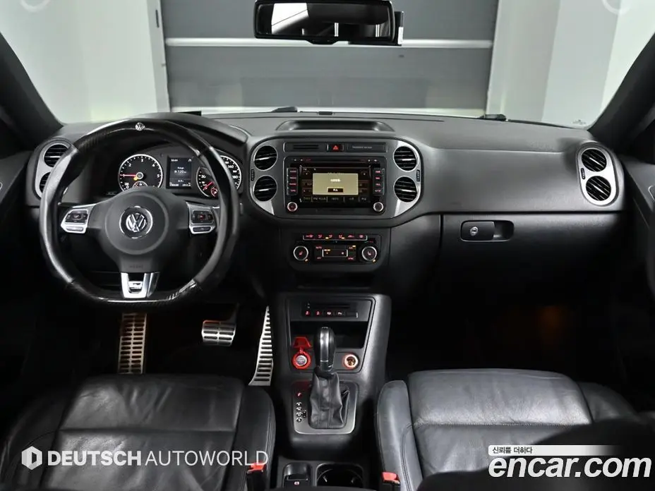 Volkswagen Tiguan 2015 2.0 автомат (гидро), фото 7 Volkswagen Tiguan 2015 2.0 автомат (гидро), фото 7