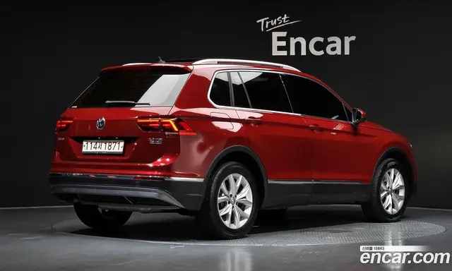 Volkswagen Tiguan 2017 2.0 автомат (гидро), миниатюра 2