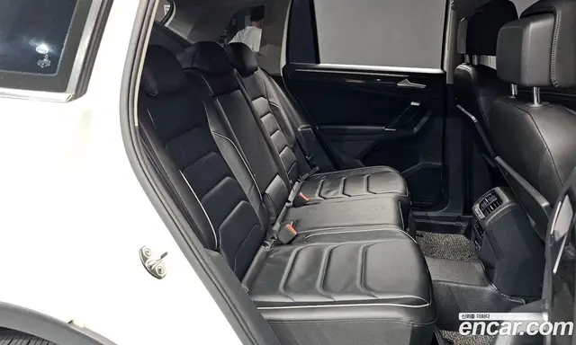 Volkswagen Tiguan 2018 2.0 автомат (гидро), миниатюра 12