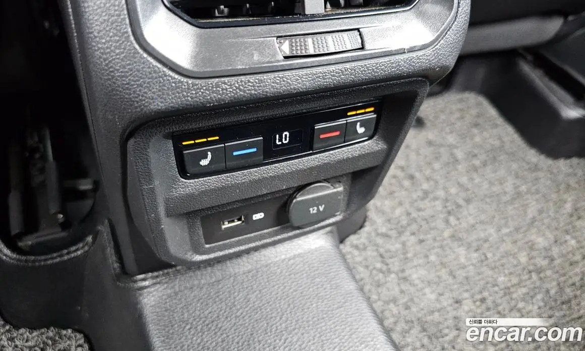 Volkswagen Tiguan 2018 2.0 автомат (гидро), фото 17