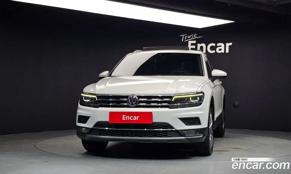 Volkswagen Tiguan 2018 2.0 автомат (гидро), фото 3