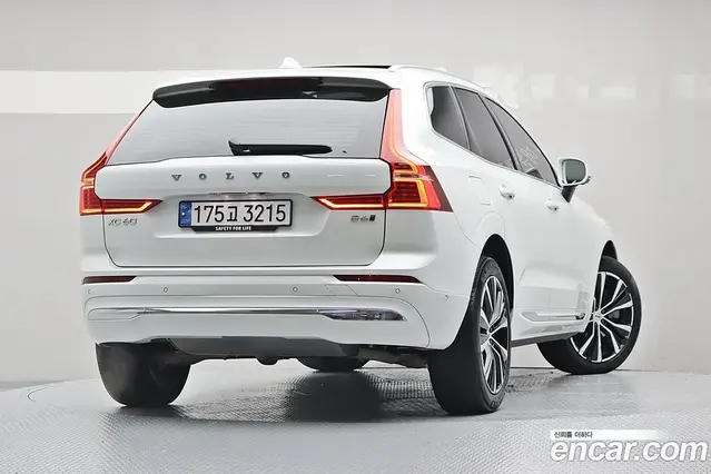 Volvo XC60 2024 2.0 автомат (гидро), миниатюра 2 Volvo XC60 2024 2.0 автомат (гидро), миниатюра 2