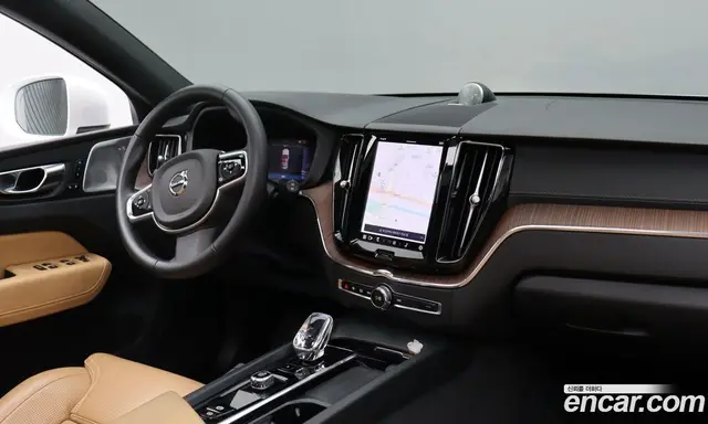 Volvo XC60 2024 2.0 автомат (гидро), миниатюра 11 Volvo XC60 2024 2.0 автомат (гидро), миниатюра 11
