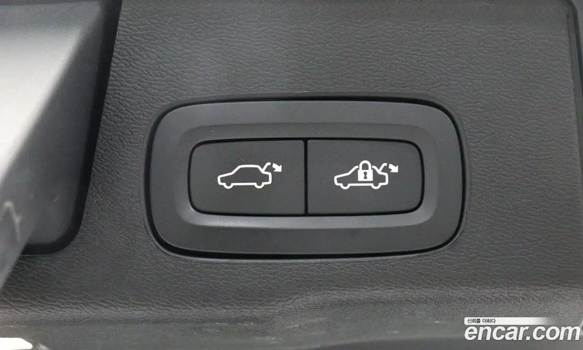 Volvo XC60 2024 2.0 автомат (гидро), фото 16 Volvo XC60 2024 2.0 автомат (гидро), фото 16