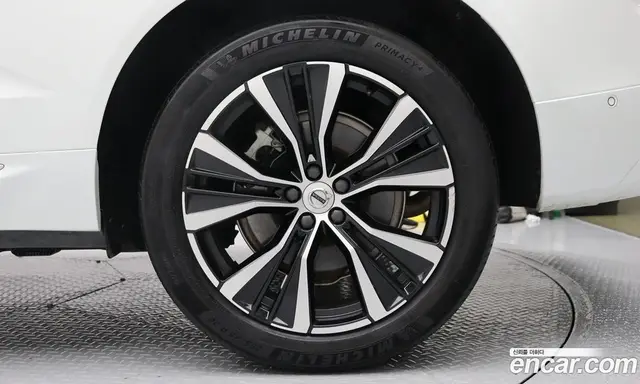 Volvo XC60 2024 2.0 автомат (гидро), миниатюра 4 Volvo XC60 2024 2.0 автомат (гидро), миниатюра 4