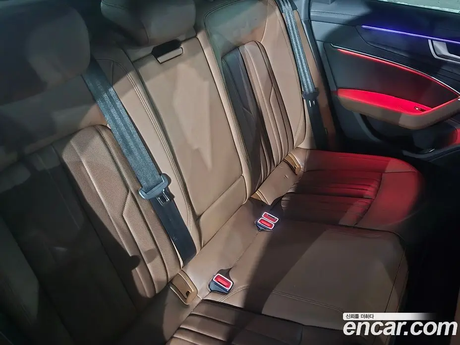 Audi A6 2021 2.0 автомат (гидро), фото 8