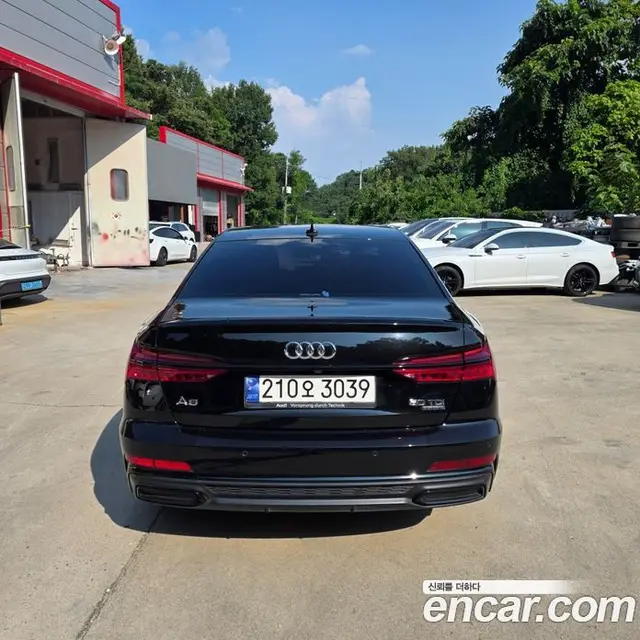 Audi A6 2023 3.0 автомат (гидро), миниатюра 6