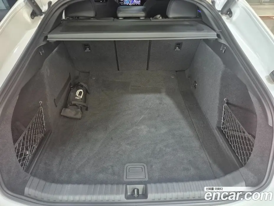 Audi A6 e-tron 2025 0.2 автомат (гидро), фото 19 Audi A6 e-tron 2025 0.2 автомат (гидро), фото 19