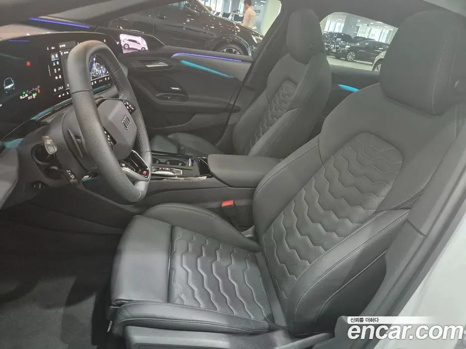 Audi A6 e-tron 2025 0.2 автомат (гидро), фото 10 Audi A6 e-tron 2025 0.2 автомат (гидро), фото 10
