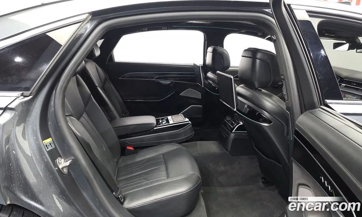 Audi A8 2019 3.0 автомат (гидро), фото 12
