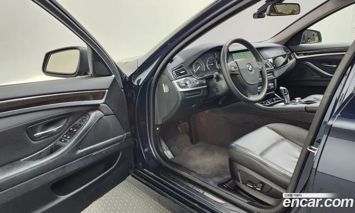 BMW 5 серия 2011 2.0 автомат (гидро), фото 10 BMW 5 серия 2011 2.0 автомат (гидро), фото 10