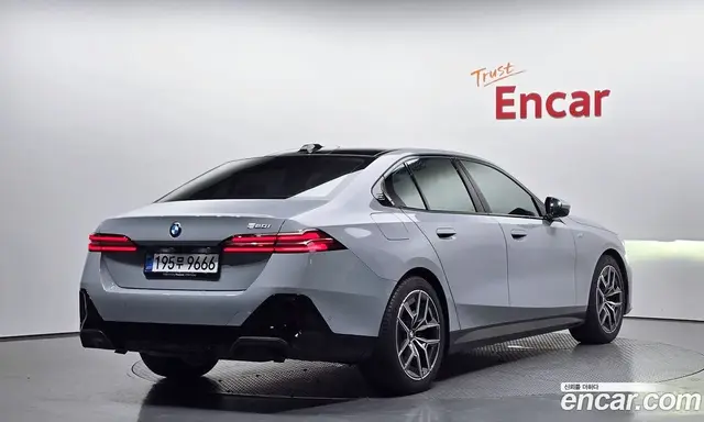 BMW 5 серия 2025 2.0 автомат (гидро), миниатюра 2