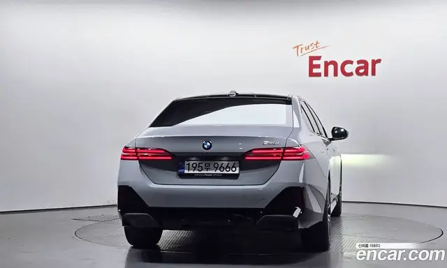 BMW 5 серия 2025 2.0 автомат (гидро), миниатюра 4