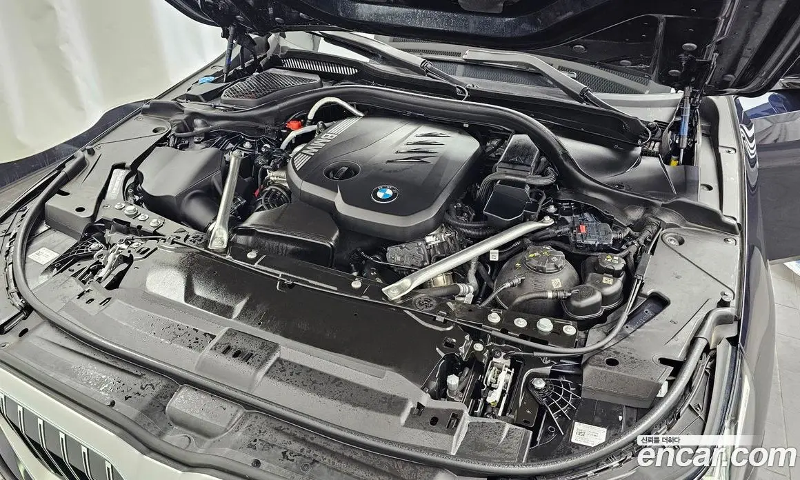 BMW 5 серия 2025 2.0 автомат (гидро), фото 6