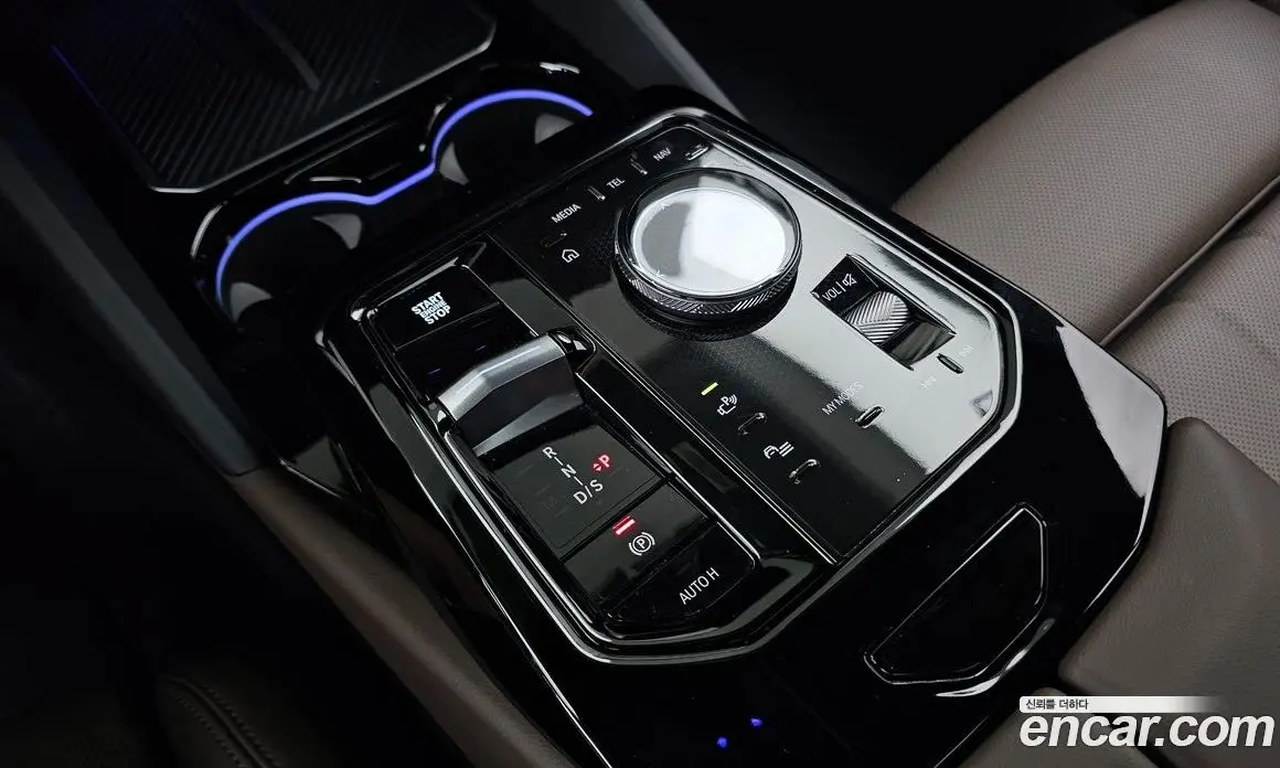 BMW 5 серия 2025 2.0 автомат (гидро), фото 9