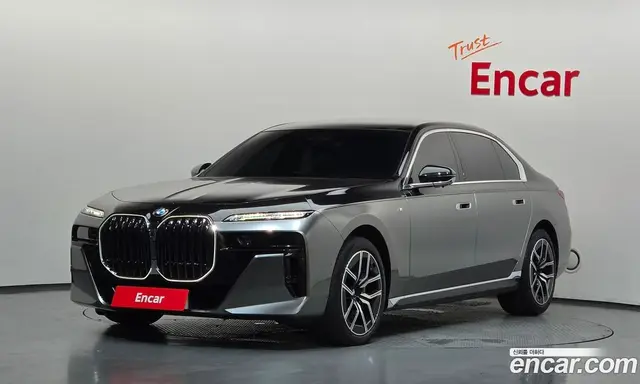 BMW 7 серия, 2023, 36 357 км