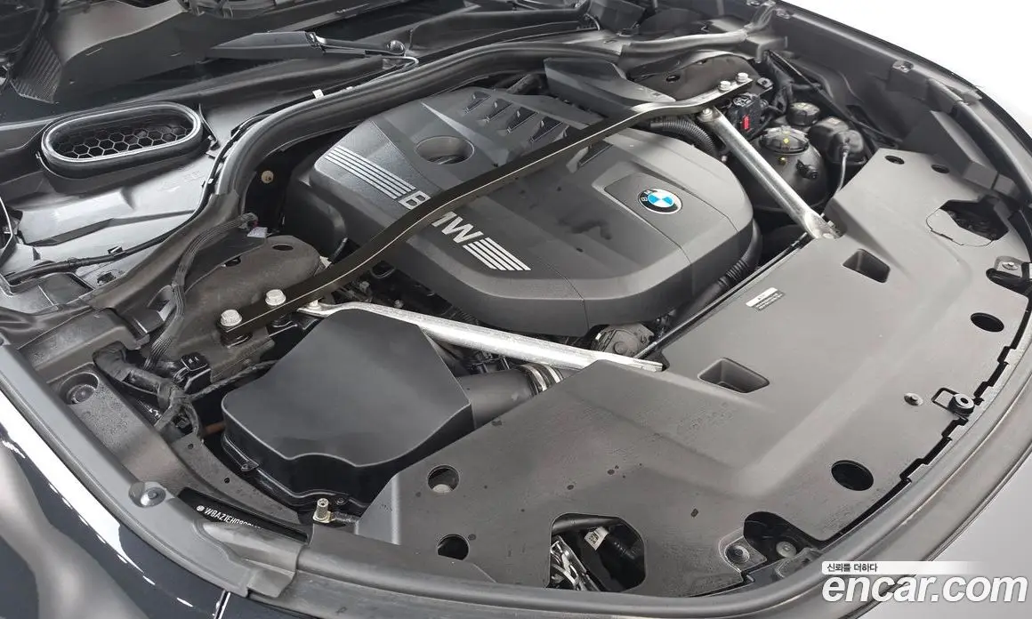 BMW 7 серия 2023 3.0 автомат (гидро), фото 6