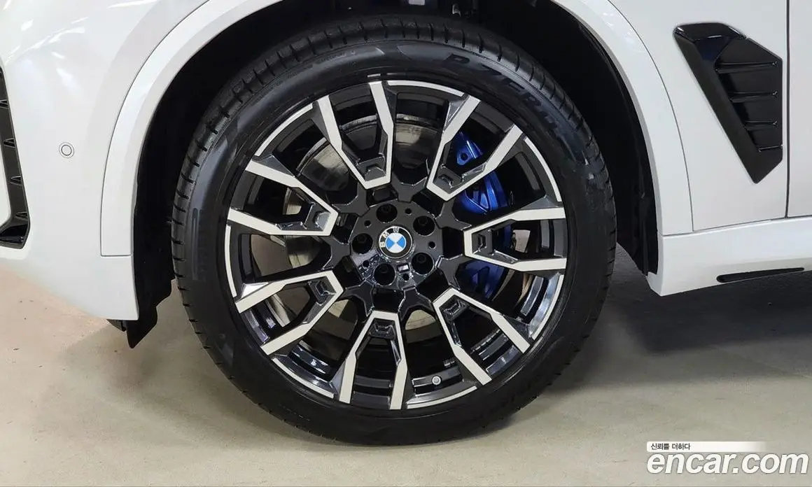 BMW X5 2025 3.0 автомат (гидро), фото 5