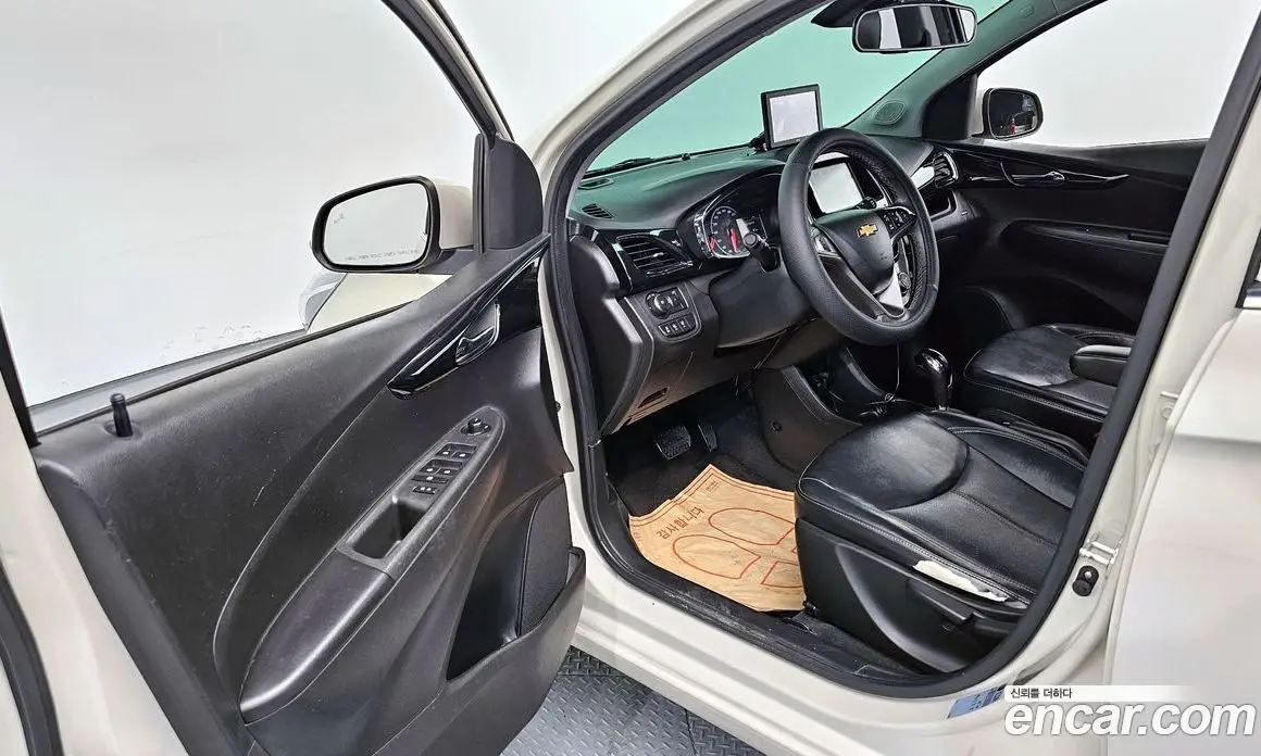 Chevrolet Spark 2015 1.0 автомат (гидро), фото 10