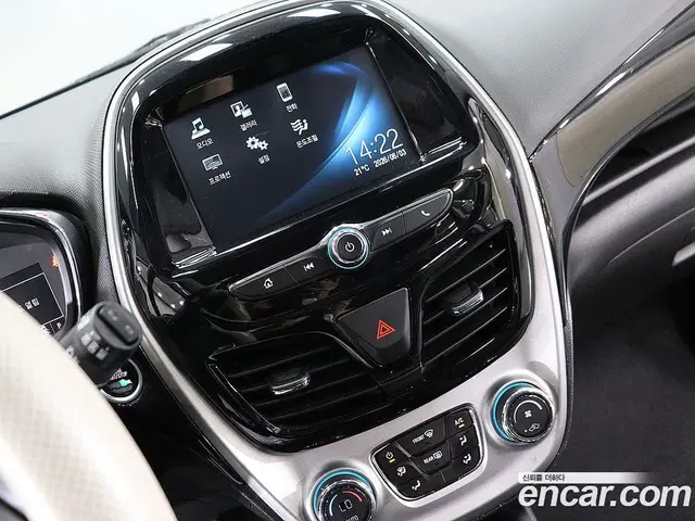 Chevrolet Spark 2015 1.0 автомат (гидро), миниатюра 7