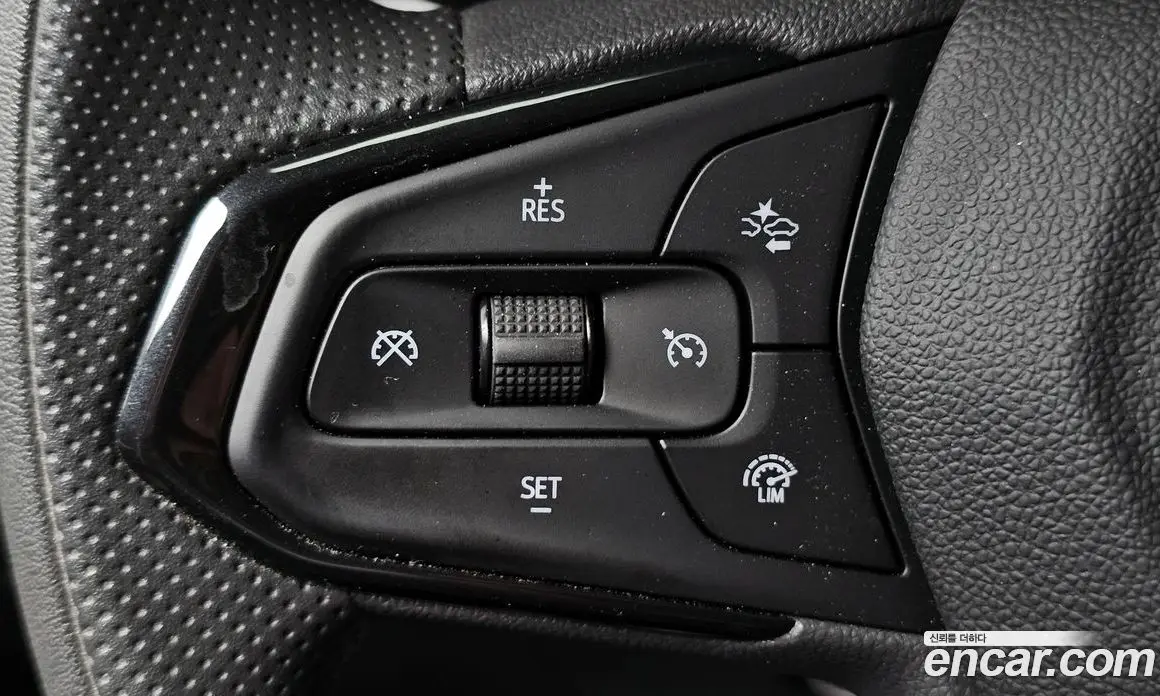 Chevrolet Trax 2025 1.2 автомат (гидро), фото 17