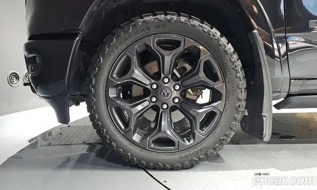 Dodge Ram Pick Up 2020 5.7 автомат (гидро), миниатюра 5
