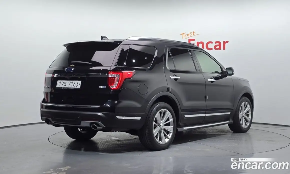 Ford Explorer 2019 2.3 автомат (гидро), фото 2 Ford Explorer 2019 2.3 автомат (гидро), фото 2
