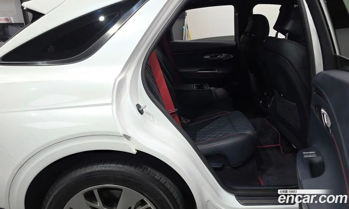 Genesis GV70 2021 2.5 автомат (гидро), фото 11