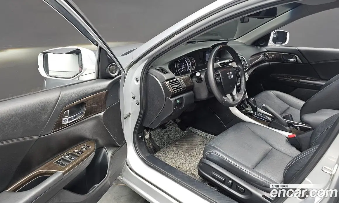 Honda Accord 2013 2.4 автомат (гидро), фото 12 Honda Accord 2013 2.4 автомат (гидро), фото 12
