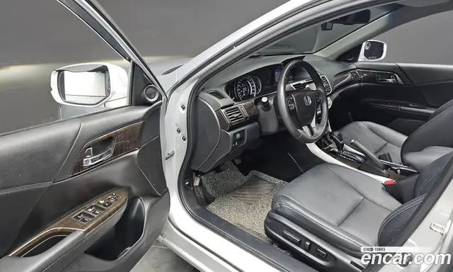 Honda Accord 2013 2.4 автомат (гидро), миниатюра 12