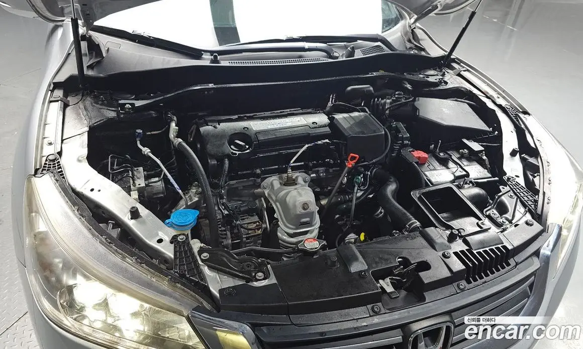 Honda Accord 2013 2.4 автомат (гидро), фото 6 Honda Accord 2013 2.4 автомат (гидро), фото 6