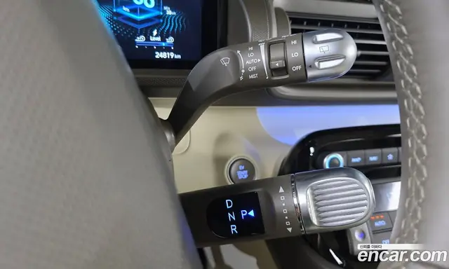 Hyundai Casper 2024 0.2 автомат (гидро), миниатюра 9