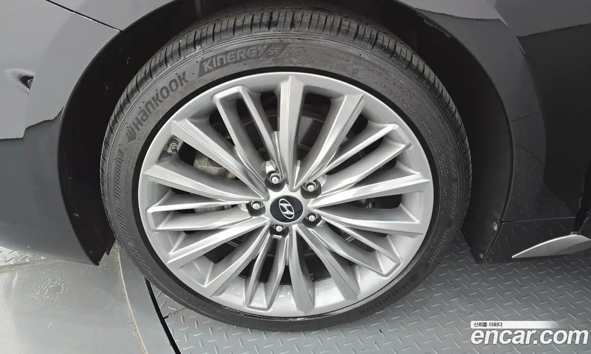 Hyundai Grandeur 2019 3.0 автомат (гидро), фото 5