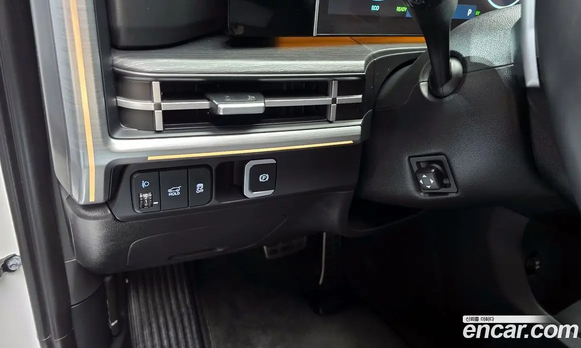 Hyundai Santa Fe 2023 1.6 автомат (гидро), фото 14