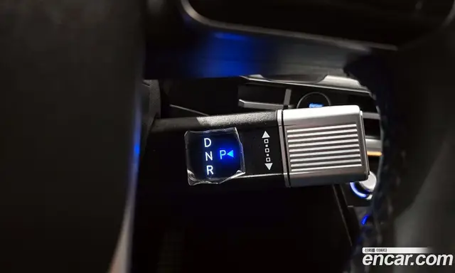 Hyundai Santa Fe 2023 1.6 автомат (гидро), миниатюра 9