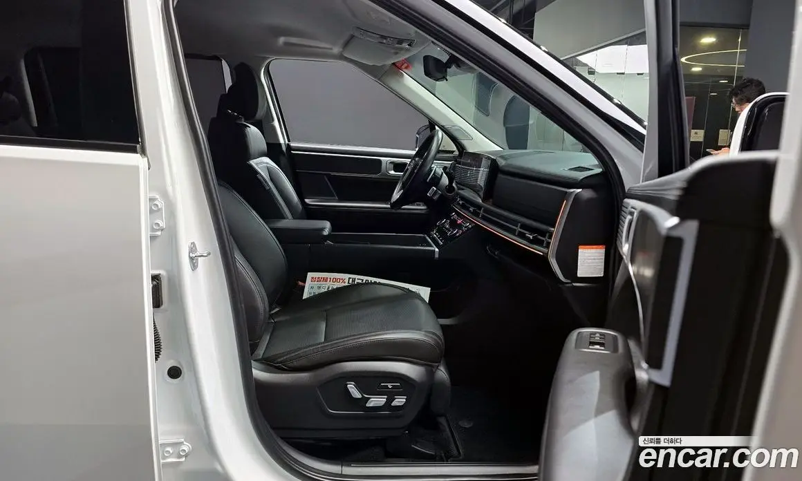 Hyundai Santa Fe 2023 1.6 автомат (гидро), фото 10