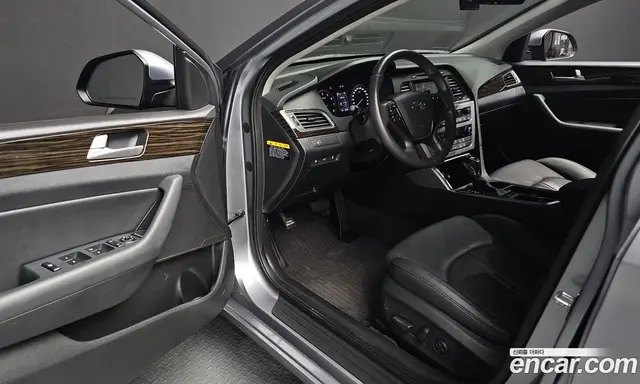 Hyundai Sonata 2016 2.0 автомат (гидро), миниатюра 11 Hyundai Sonata 2016 2.0 автомат (гидро), миниатюра 11