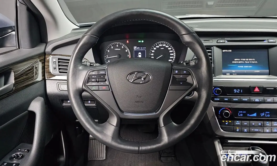 Hyundai Sonata 2016 2.0 автомат (гидро), фото 13 Hyundai Sonata 2016 2.0 автомат (гидро), фото 13