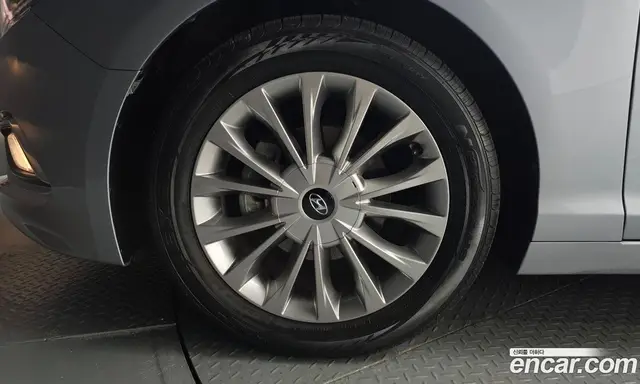 Hyundai Sonata 2016 2.0 автомат (гидро), миниатюра 5 Hyundai Sonata 2016 2.0 автомат (гидро), миниатюра 5