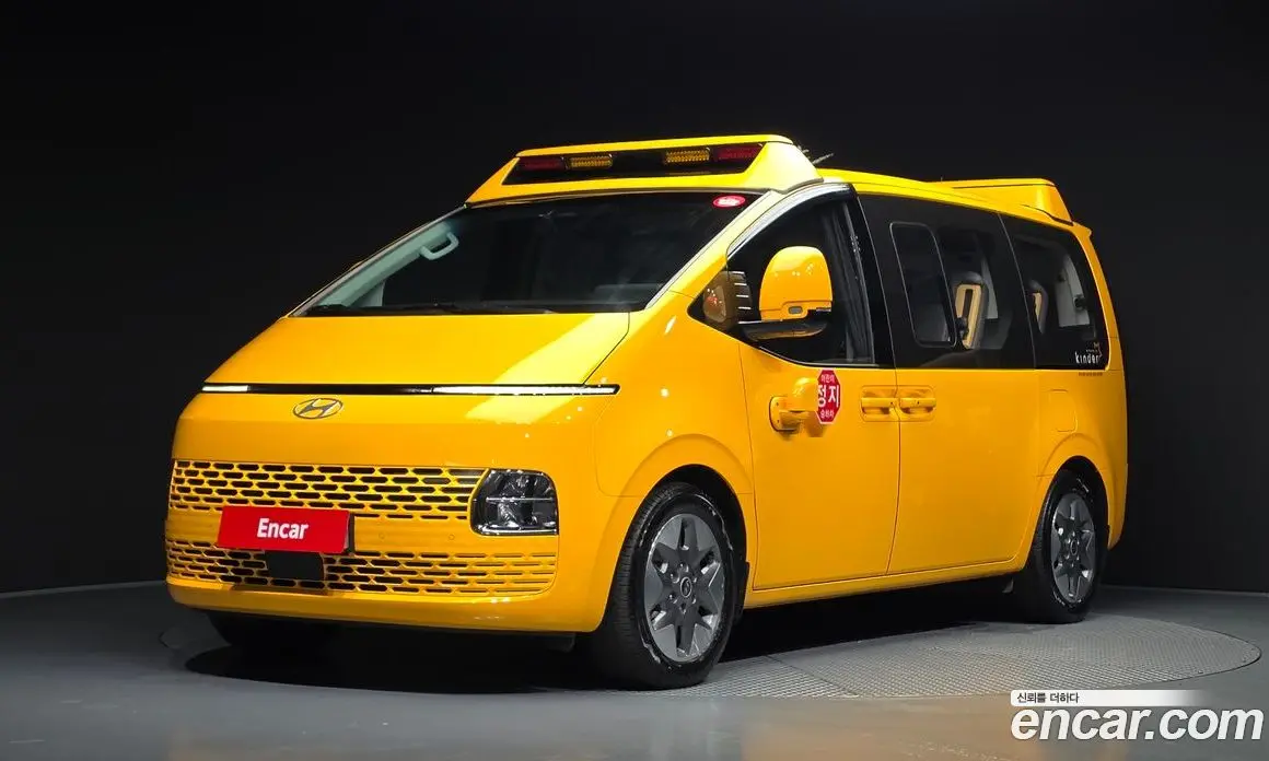Hyundai Staria 2025 3.5 автомат (гидро), фото 1 Hyundai Staria 2025 3.5 автомат (гидро), фото 1