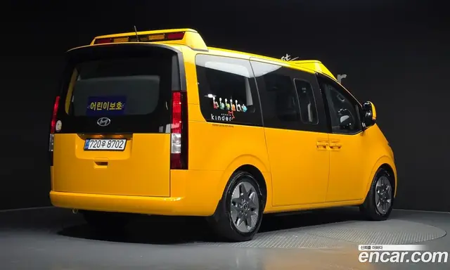 Hyundai Staria 2025 3.5 автомат (гидро), миниатюра 2 Hyundai Staria 2025 3.5 автомат (гидро), миниатюра 2