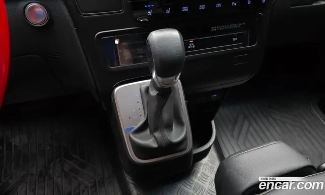 Hyundai Staria 2025 3.5 автомат (гидро), миниатюра 9 Hyundai Staria 2025 3.5 автомат (гидро), миниатюра 9