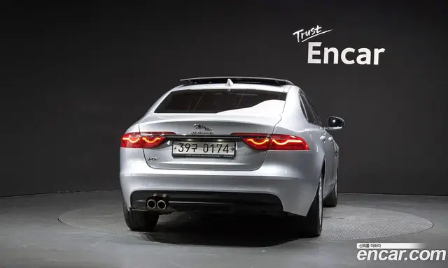 Jaguar XF 2016 2.0 автомат (гидро), миниатюра 4