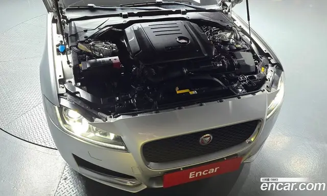 Jaguar XF 2016 2.0 автомат (гидро), миниатюра 6