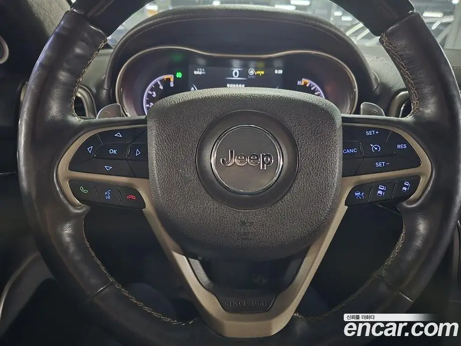 Jeep Cherokee 2014 3.0 автомат (гидро), фото 14 Jeep Cherokee 2014 3.0 автомат (гидро), фото 14