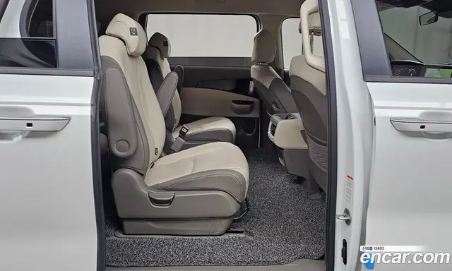 Kia Carnival 2021 2.2 автомат (гидро), миниатюра 12