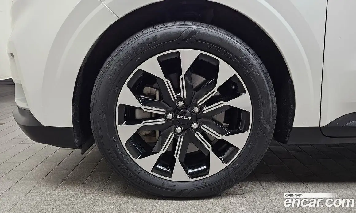 Kia Carnival 2021 2.2 автомат (гидро), фото 5