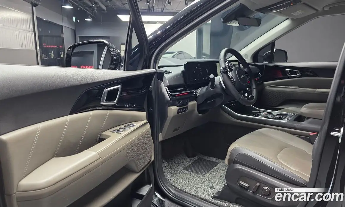 Kia Carnival 2024 3.5 автомат (гидро), фото 10