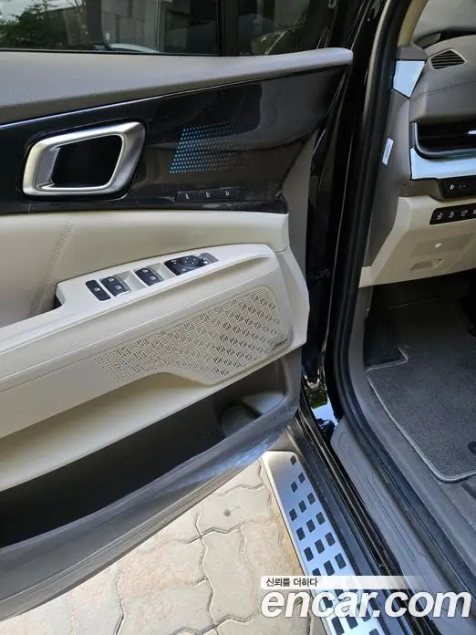 Kia Carnival 2026 1.6 автомат (гидро), фото 12 Kia Carnival 2026 1.6 автомат (гидро), фото 12